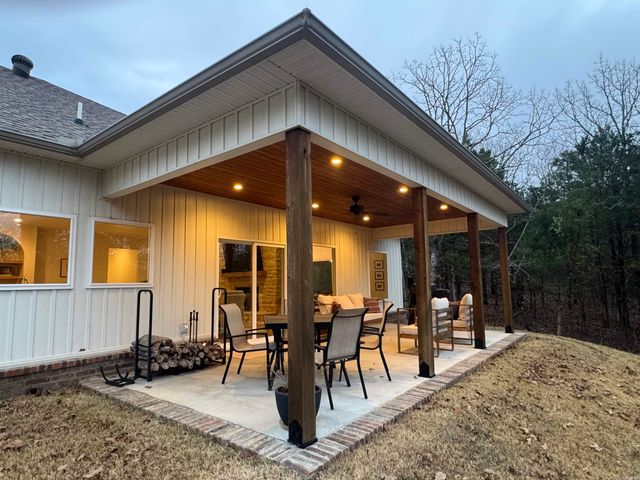 75 Summit Road, Conway, AR 72032