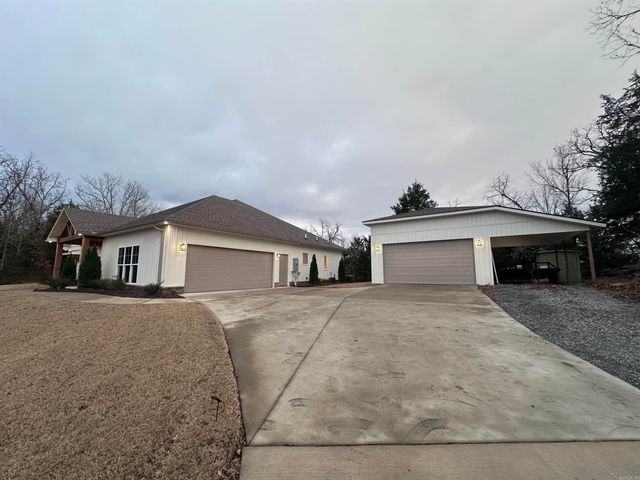 75 Summit Road, Conway, AR 72032
