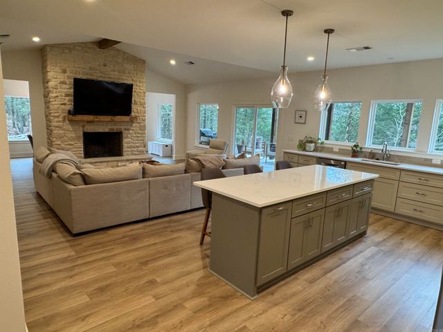 75 Summit Road, Conway, AR 72032