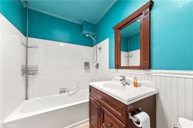 739 W Glenoaks, Glendale, CA 91202