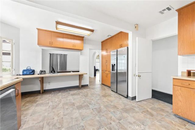 739 W Glenoaks, Glendale, CA 91202
