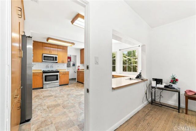 739 W Glenoaks, Glendale, CA 91202