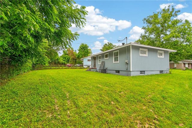 4538 Jackson Avenue, Kansas City, MO 64130