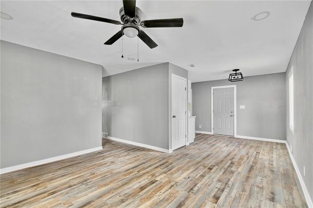 4538 Jackson Avenue, Kansas City, MO 64130