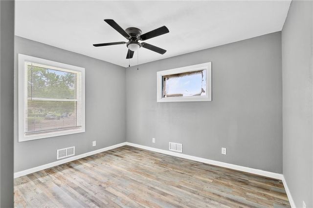 4538 Jackson Avenue, Kansas City, MO 64130