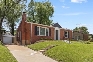 7864 Ahern Avenue, St Louis, MO 63130