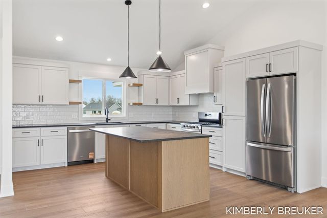11782 Everett Avenue, Allendale, MI 49401