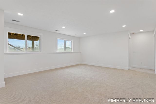 11782 Everett Avenue, Allendale, MI 49401