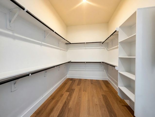 2501 Barton Creek Trail, Friendswood, TX 77546