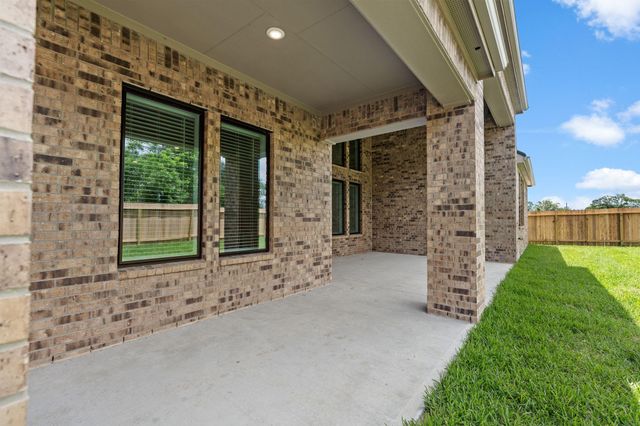 2501 Barton Creek Trail, Friendswood, TX 77546