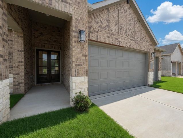 2501 Barton Creek Trail, Friendswood, TX 77546