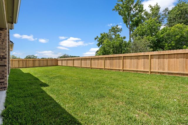 2501 Barton Creek Trail, Friendswood, TX 77546