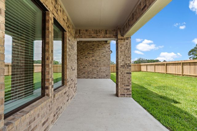 2501 Barton Creek Trail, Friendswood, TX 77546