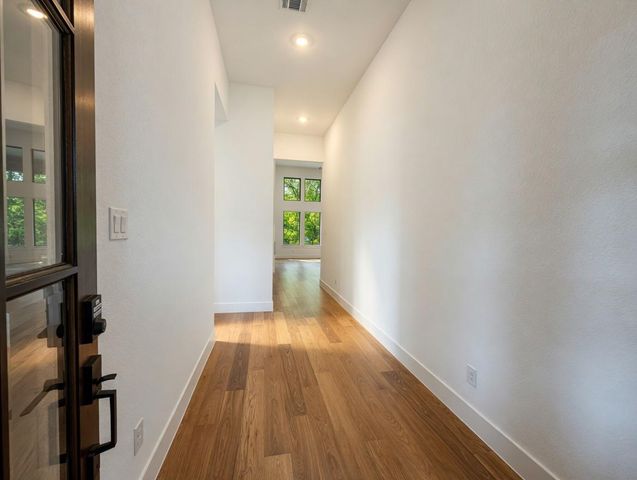 2501 Barton Creek Trail, Friendswood, TX 77546