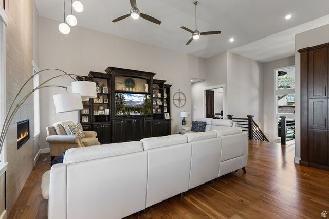1684 ISLAND VIEW CT, Fruit Heights, UT 84037