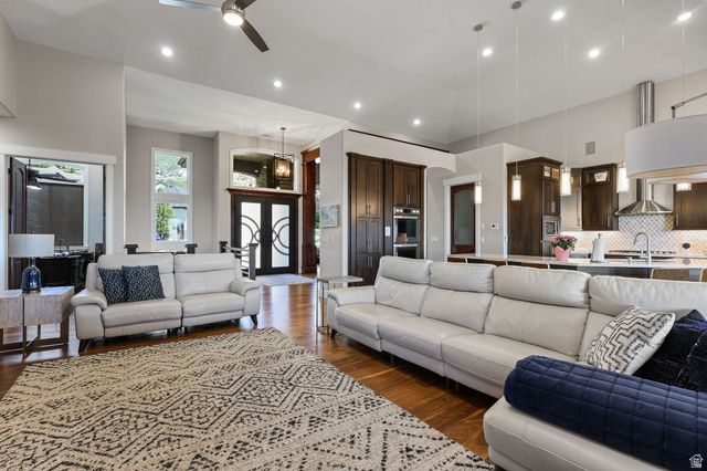 1684 ISLAND VIEW CT, Fruit Heights, UT 84037