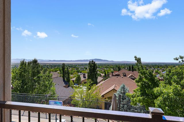 1684 ISLAND VIEW CT, Fruit Heights, UT 84037