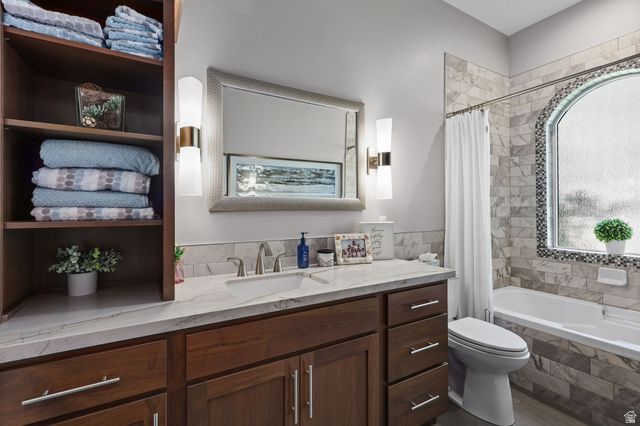 1684 ISLAND VIEW CT, Fruit Heights, UT 84037