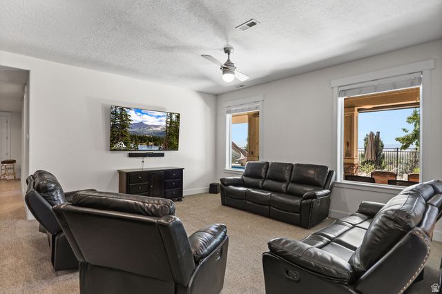 1684 ISLAND VIEW CT, Fruit Heights, UT 84037