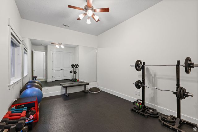 1684 ISLAND VIEW CT, Fruit Heights, UT 84037