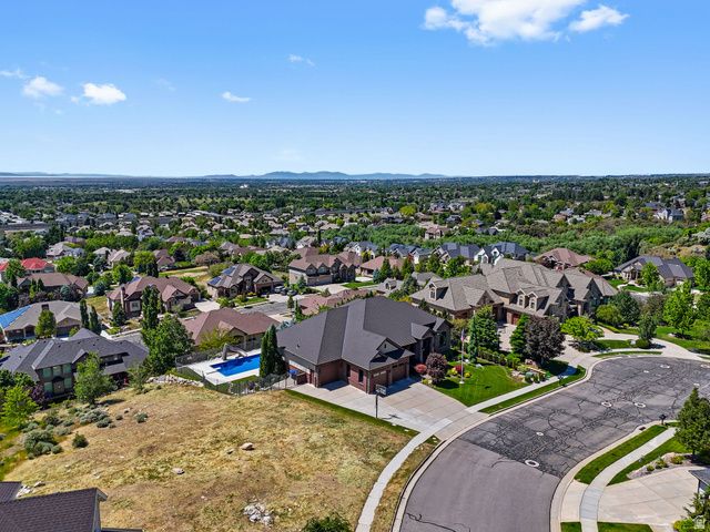 1684 ISLAND VIEW CT, Fruit Heights, UT 84037