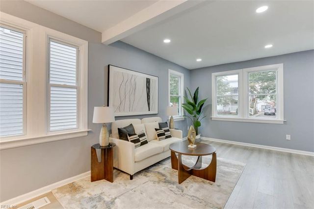 1704 Holladay ST, Portsmouth, VA 23704