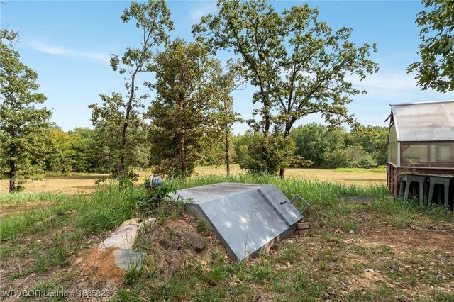 690 Reaves Avenue, Pocola, OK 74902