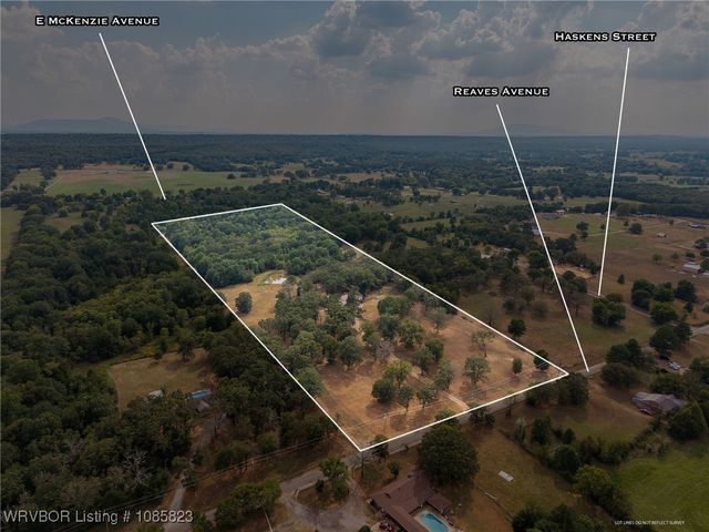 690 Reaves Avenue, Pocola, OK 74902