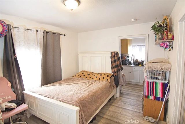 6905 Compton, Los Angeles, CA 90001