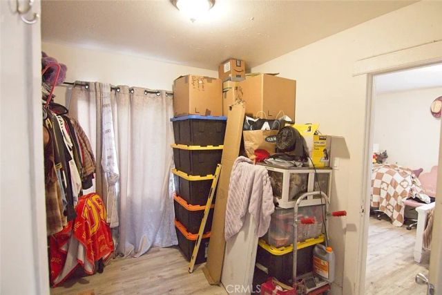 6905 Compton, Los Angeles, CA 90001