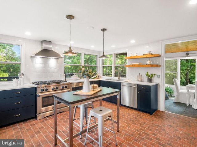 1510 STATE RD, Phoenixville, PA 19460