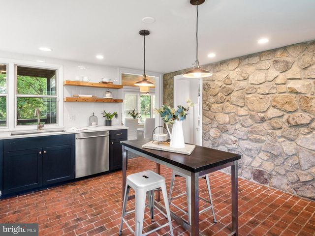 1510 STATE RD, Phoenixville, PA 19460