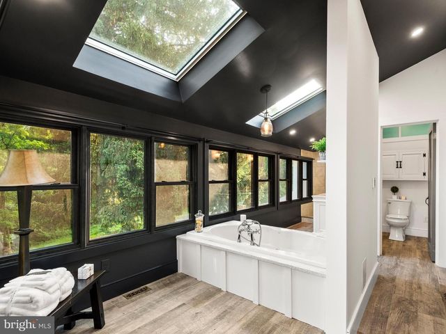 1510 STATE RD, Phoenixville, PA 19460