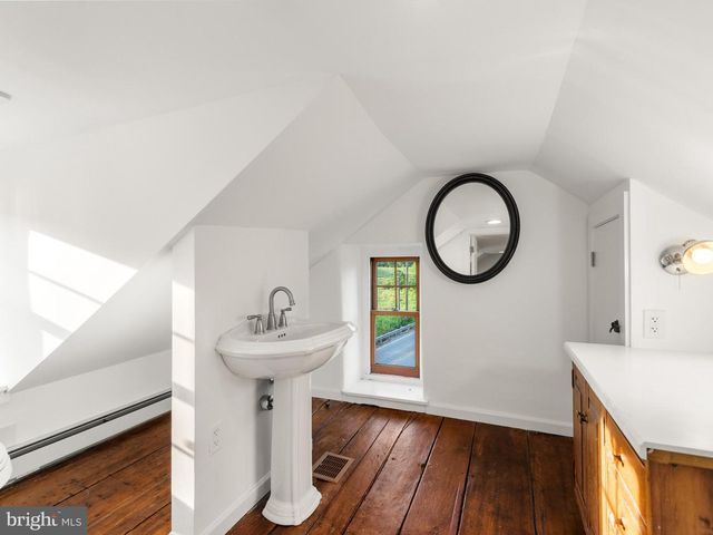 1510 STATE RD, Phoenixville, PA 19460