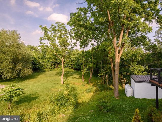 1510 STATE RD, Phoenixville, PA 19460
