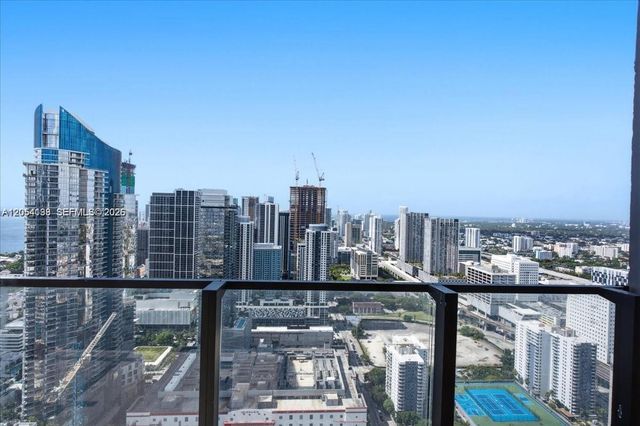 20 NE 11th St 4906 B, Miami, FL 33132