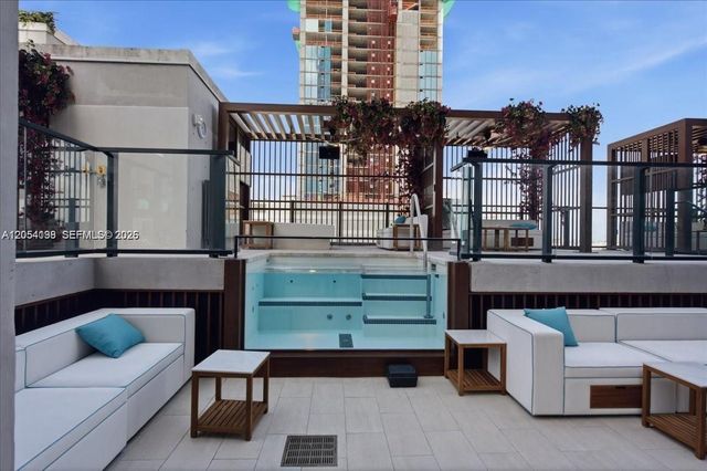 20 NE 11th St 4906 B, Miami, FL 33132