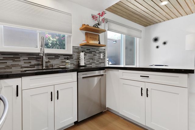 49151 Washington Street, La Quinta, CA 92253