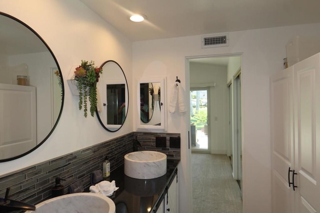 Image 29 of property listing at 49151 Washington Street, La Quinta, CA 92253