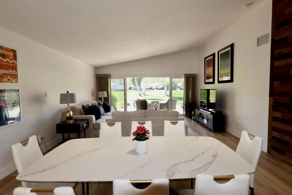 Image 4 of property listing at 49151 Washington Street, La Quinta, CA 92253