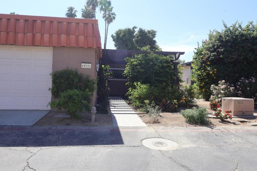 Image 76 of property listing at 49151 Washington Street, La Quinta, CA 92253