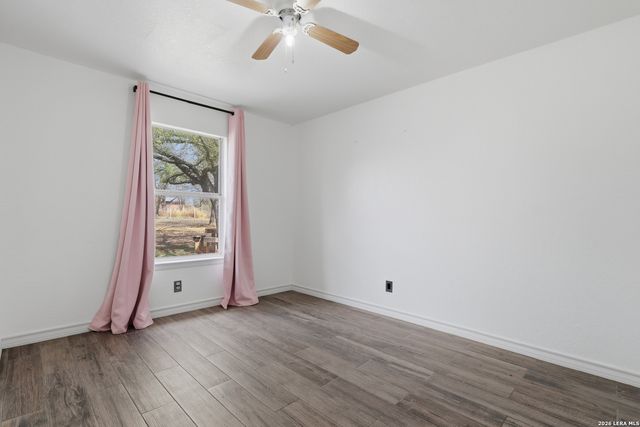13040 Tomlynn, Atascosa, TX 78002