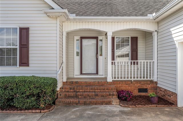 105 Laurens Court, Anderson, SC 29621