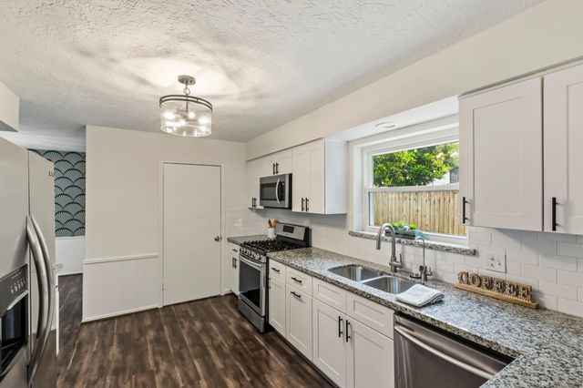 4826 Caris Street, Houston, TX 77091