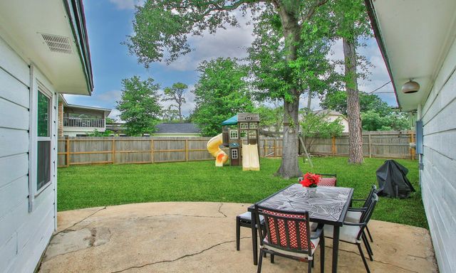 4826 Caris Street, Houston, TX 77091