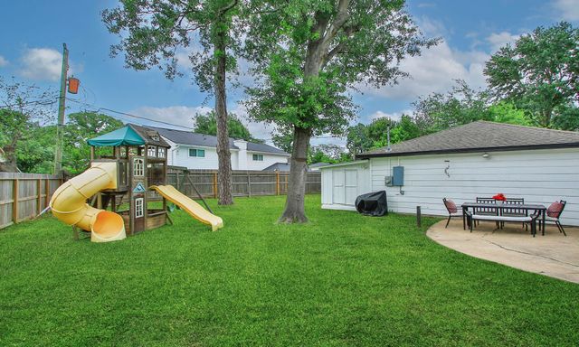 4826 Caris Street, Houston, TX 77091