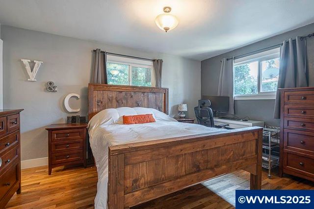 4890 Coloma SE Dr, Salem, OR 97302