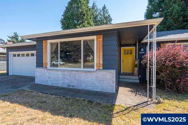 4890 Coloma SE Dr, Salem, OR 97302