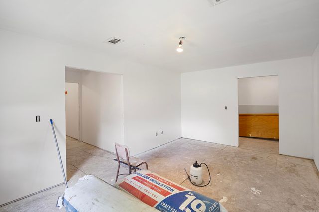 128 Collins Farm Road, Dover, AR 72837