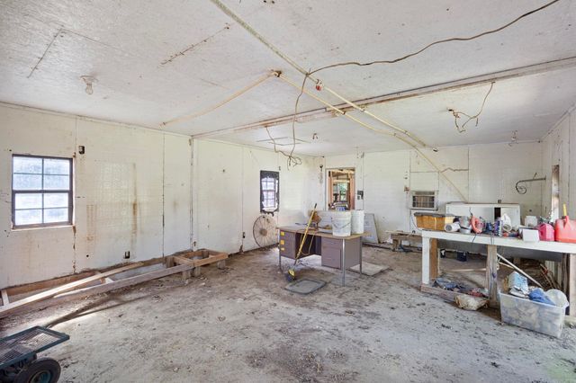 128 Collins Farm Road, Dover, AR 72837